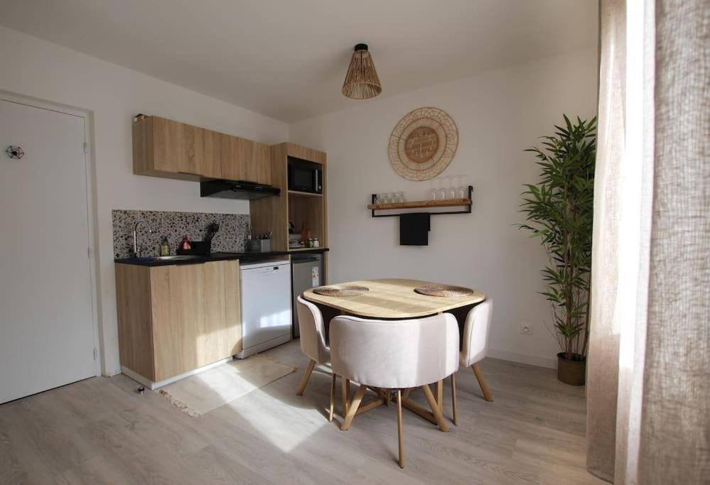 Cosy Coye, Appart Neuf, Parfaitement Situe 6Min Cv-8Min Gare Arles Bagian luar foto